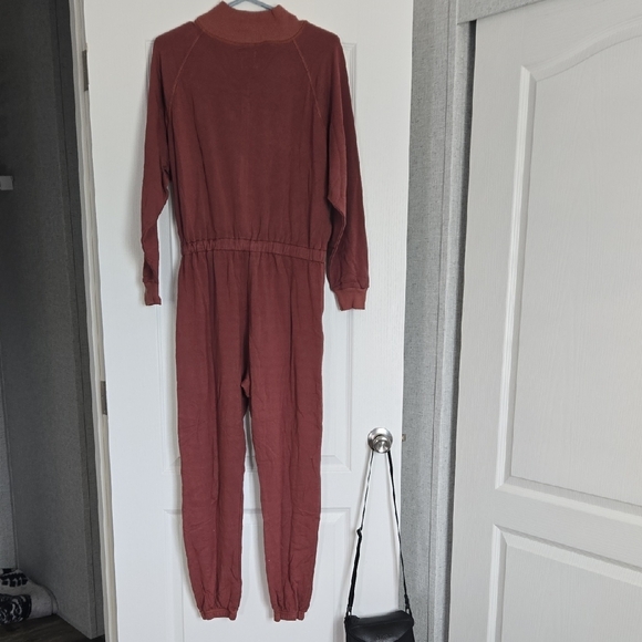 Lezat Soft Terry Jumpsuit - Picture 4 of 4